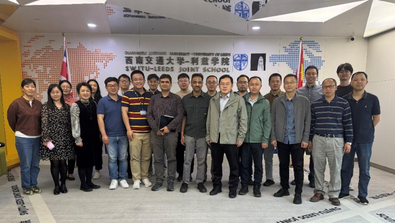 The Joint School Holds EE Teaching Seminar